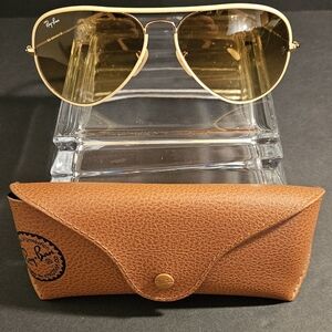 Ray-Ban Men’s Aviator Sunglasses - Gold Frame, Brown Lenses, Brown Case
